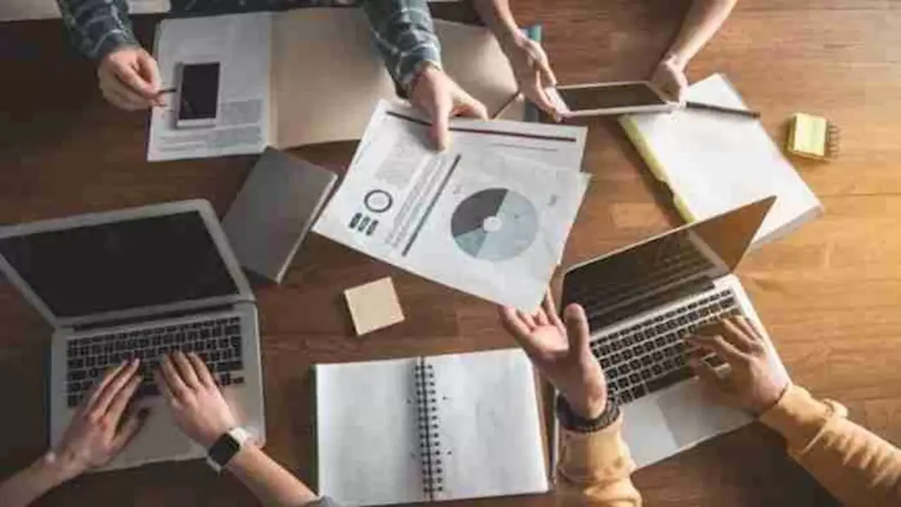 لماذا تفضل الشركات الناشئة في مصر الانتقال إلى السعودية والإمارات؟